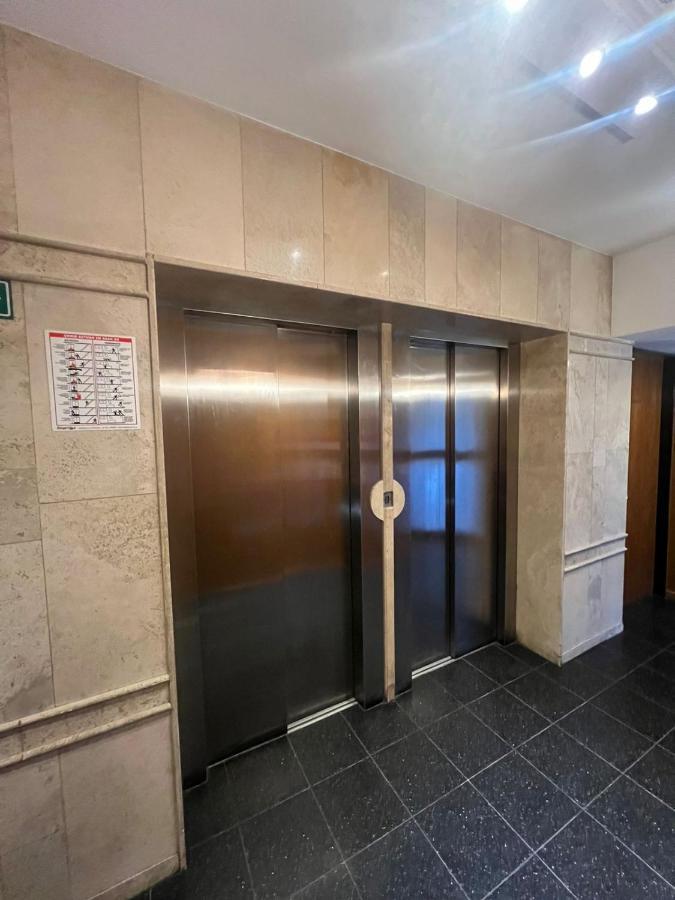 Departamento céntrico Mendoza-Reina Victoria Appartamento Esterno foto
