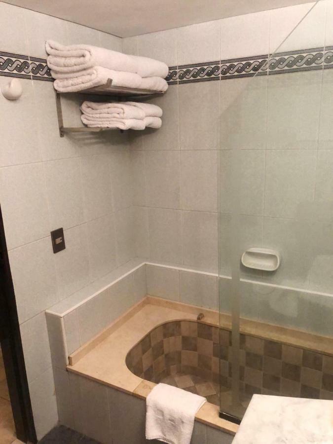 Departamento céntrico Mendoza-Reina Victoria Appartamento Esterno foto